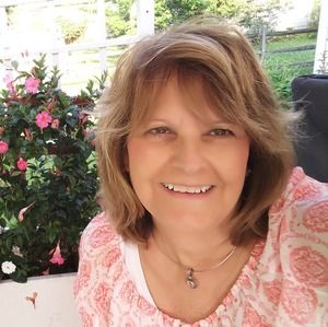 Meet your Posher, Janet